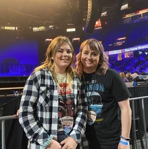 Meet your Posher, Janeil